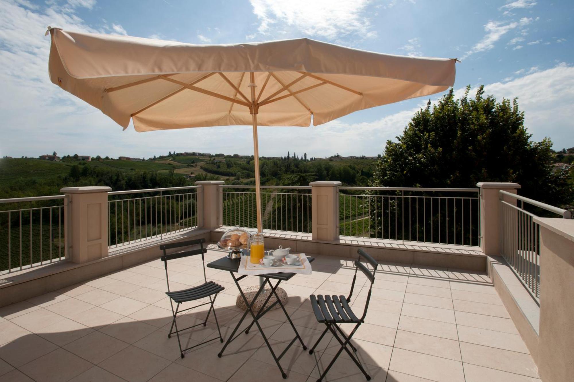Villa Pattono Relais Costigliole d'Asti Exterior foto